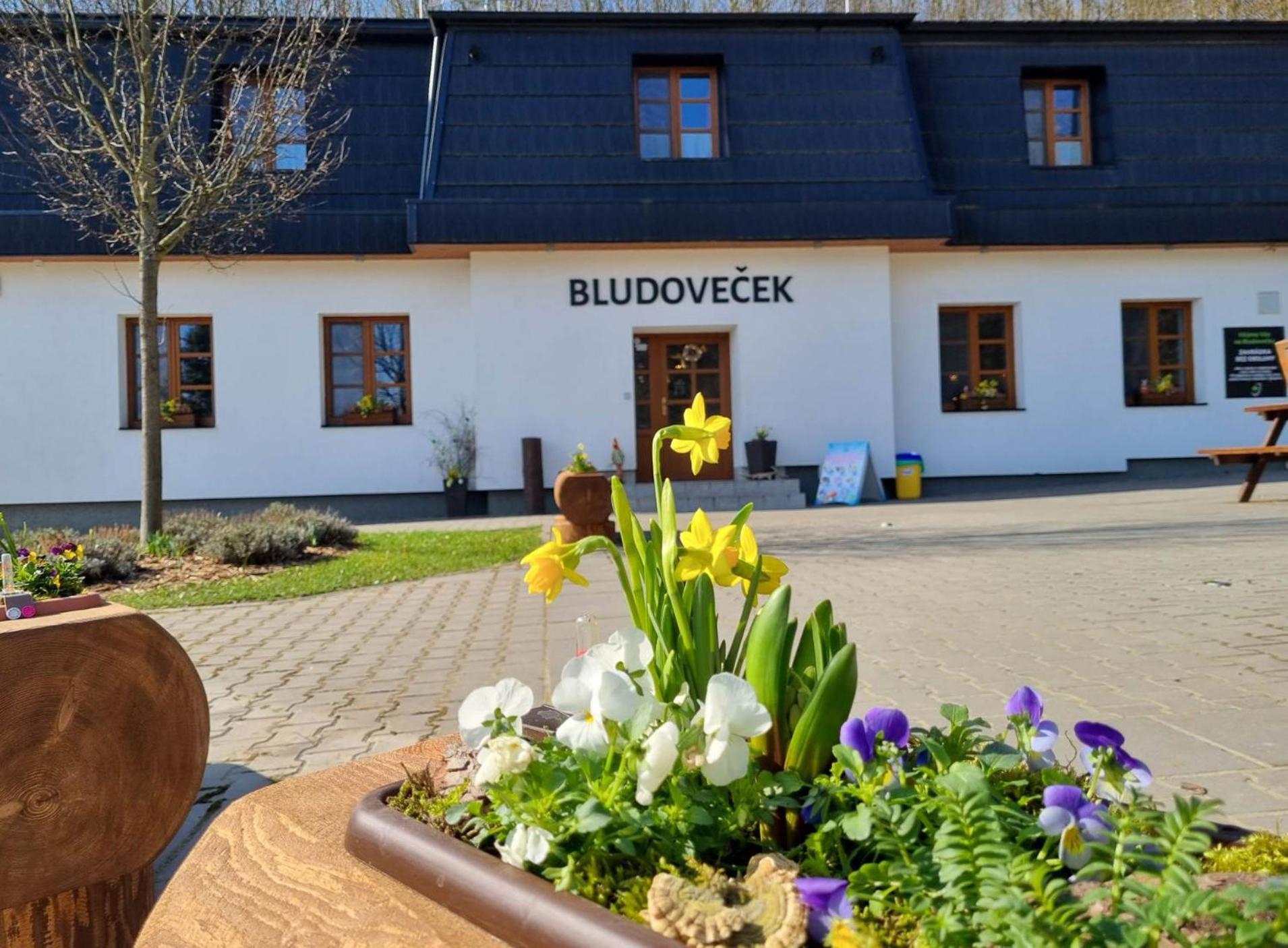 Restaurace A Penzion Bludovecek Bludov (Sumperk) Exterior foto